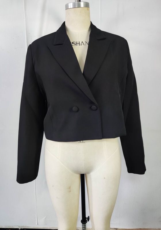 Black Cropped Blazer​