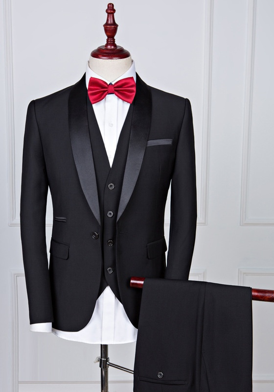 Classic Three-Piece Suit​