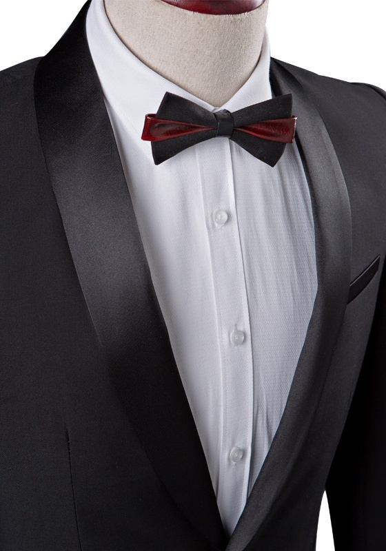 Classic Three-Piece Suit​