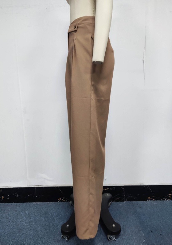 High-Waisted Pleated Wide-Leg Pants
